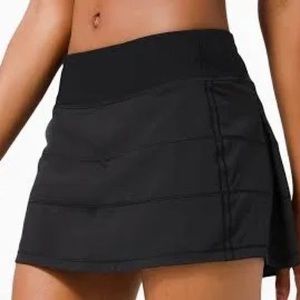 Lululemon Pace Rival Mid-Rise Skirt in Black